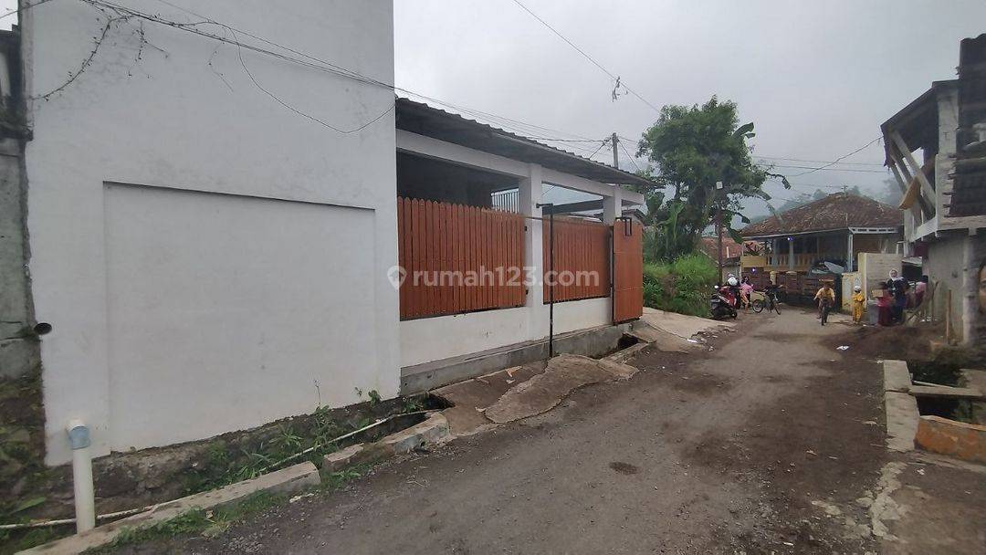Dijual Rumah Siap Huni di Cugenang