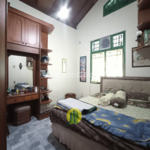 Dijual Rumah dan Tempat Usaha di Cianjur Kota