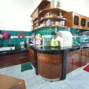 Dijual Rumah dan Tempat Usaha di Cianjur Kota