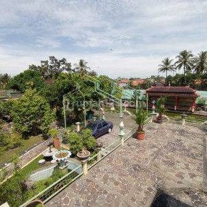 Dijual Rumah dan Tempat Usaha di Cianjur Kota