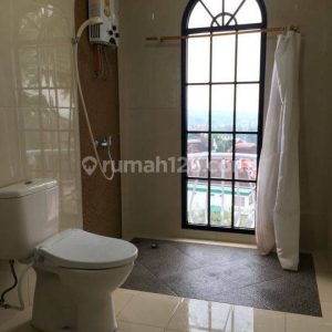 Dijual Villa Condo 3 Lantai di Kota Bunga Cipanas