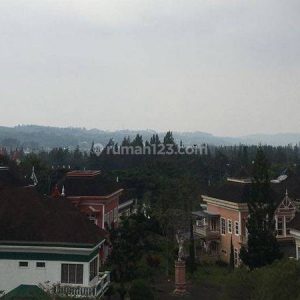 Dijual Villa Condo 3 Lantai di Kota Bunga Cipanas