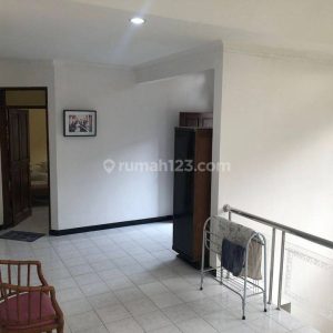 Dijual Villa Siap Huni Baru Renovasi di Cipanas
