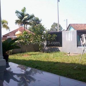 Dijual Rumah Luas di Ciranjang