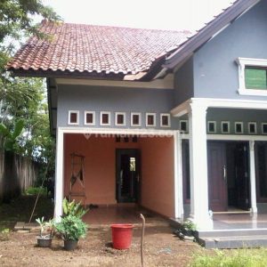 Dijual Rumah Luas di Ciranjang