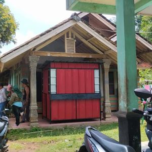Dijual Cepat Rumah Panggung di Cibeber