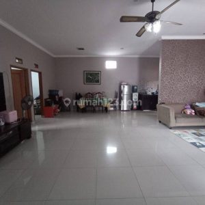 Dijual Cepat Rumah di Karangtengah