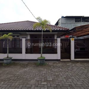 Dijual Cepat Rumah di Karangtengah