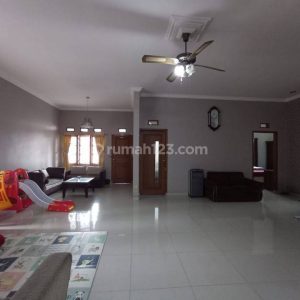 Dijual Cepat Rumah di Karangtengah