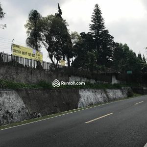 Dijual Villa Luas di Ciherang Pacet