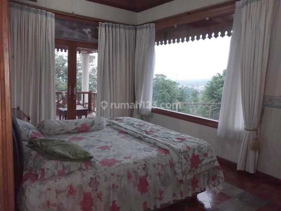 Dijual Villa Ciloto Cipanas