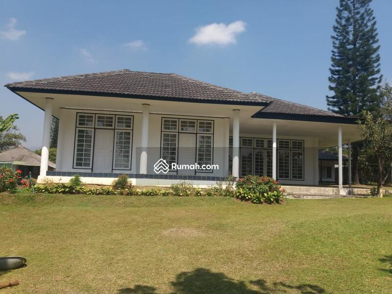 Dijual Tanah Beserta Bangunan Villa di Cipanas