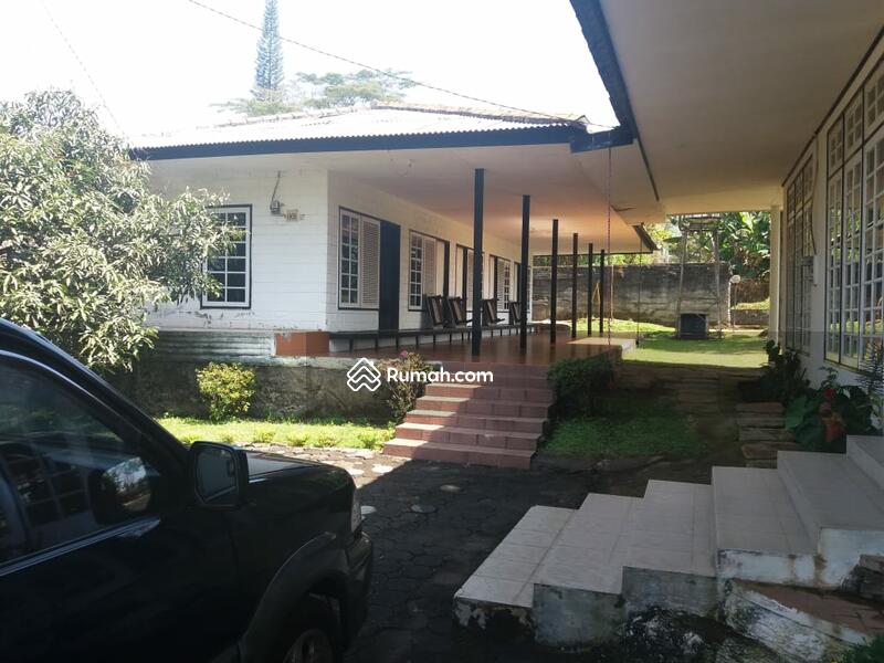 Dijual Tanah Beserta Bangunan Villa di Cipanas