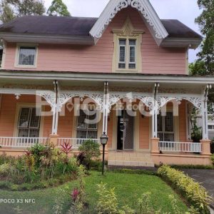 Dijual Villa Menarik di Koa Bunga Cipanas