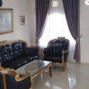 Dijual Villa Mewah Luas di Cipanas