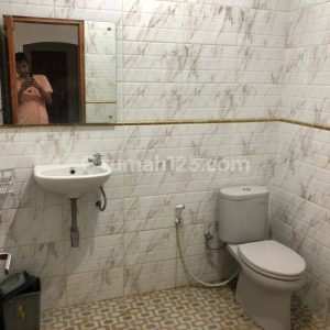 Dijual Villa Mewah 2 Lantai di Kota Bunga, Cipanas