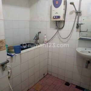 Dijual Rumah dan Tempat Usaha di Cipanas