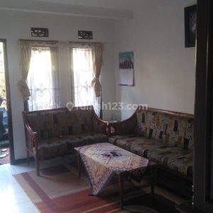 Dijual Rumah Hunian 2 Lantai di Cipanas