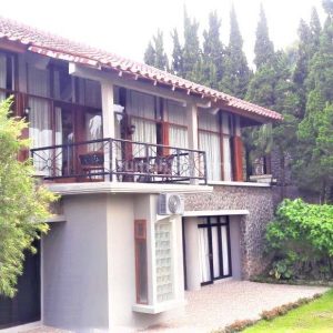 Dijual Villa Cantik View Bagus di Bukit Danau, Cipanas