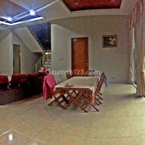 Dijual Rumah 3 Lantai di Cianjur Kota