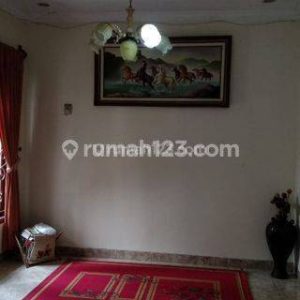 Dijual Cepat Rumah Bagus di Karangtengah