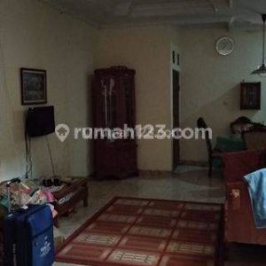 Dijual Cepat Rumah Bagus di Karangtengah
