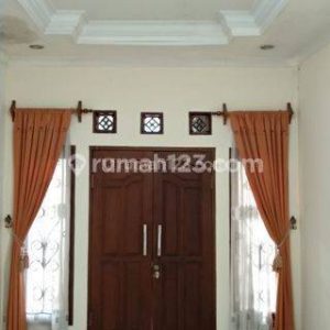 Dijual Cepat Rumah Bagus di Karangtengah