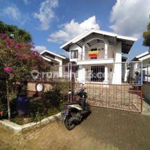 Dijual Villa Siap Huni di Ciherang, Cipanas