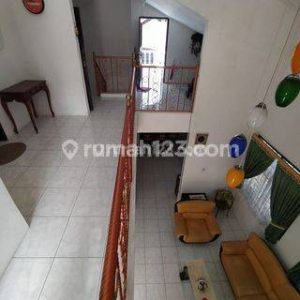 Dijual Villa Siap Huni di Ciherang, Cipanas