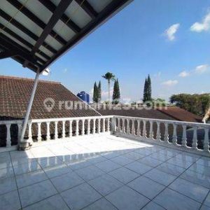 Dijual Villa Siap Huni di Ciherang, Cipanas